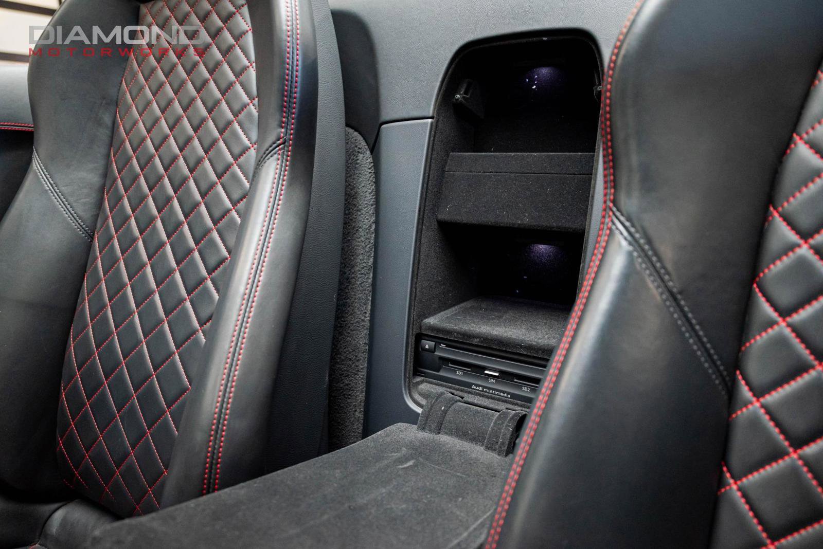 Used 2018 Audi R8 V10 w/ Carbon Exterior Package image 72