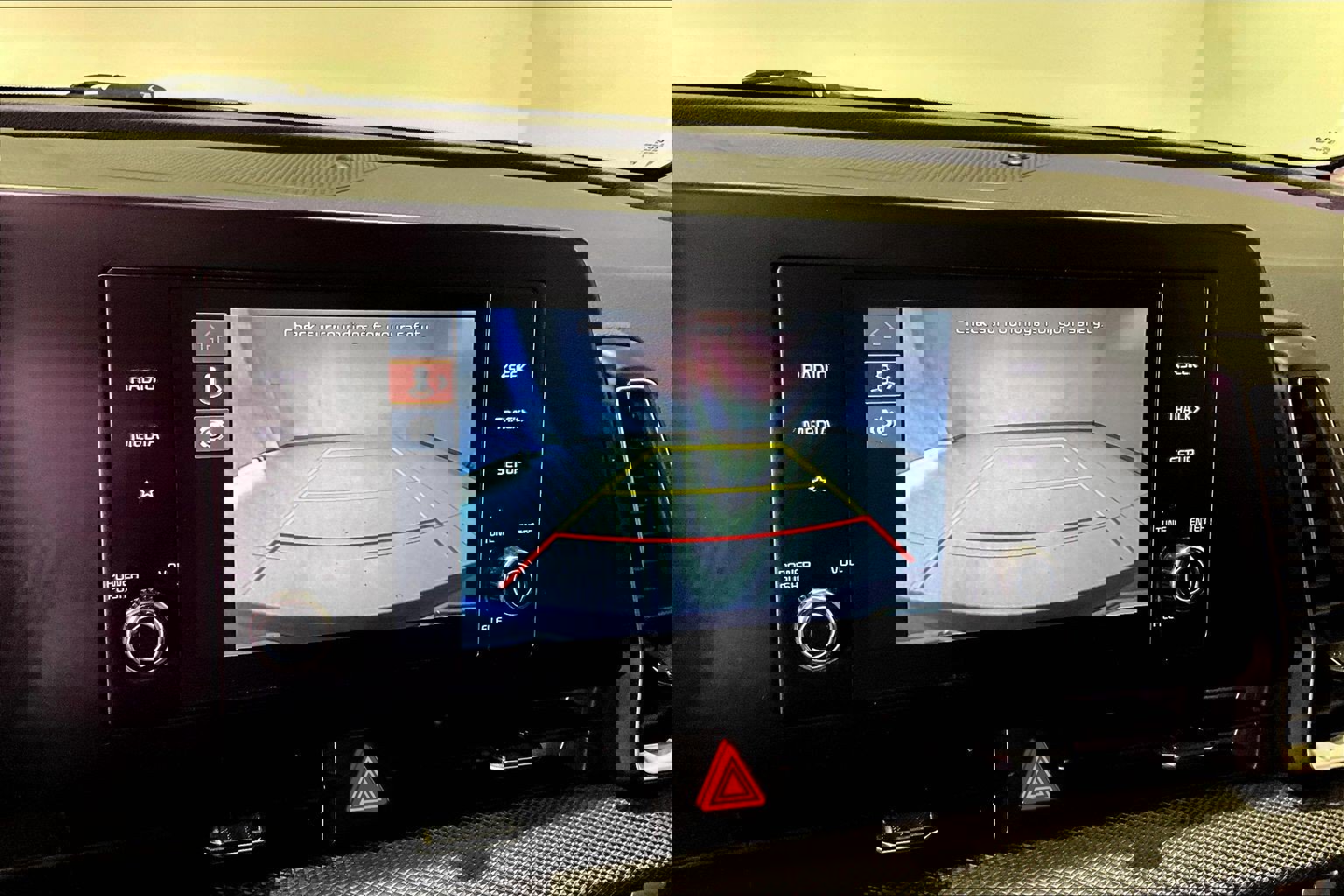 Used 2024 Kia Sportage LX image 14