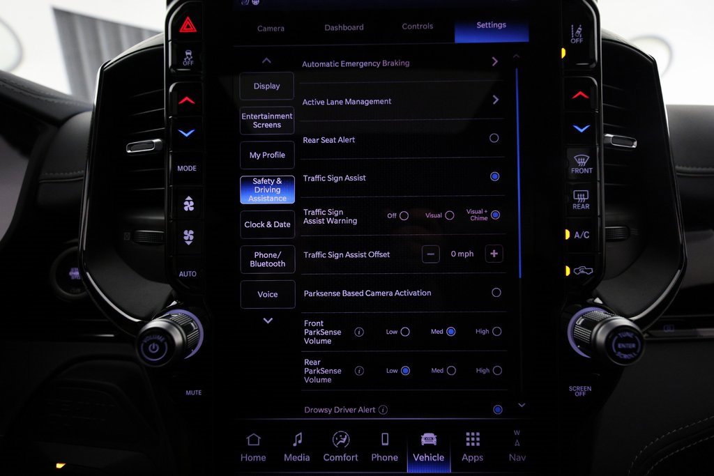 Used 2025 RAM 2500 Limited image 31