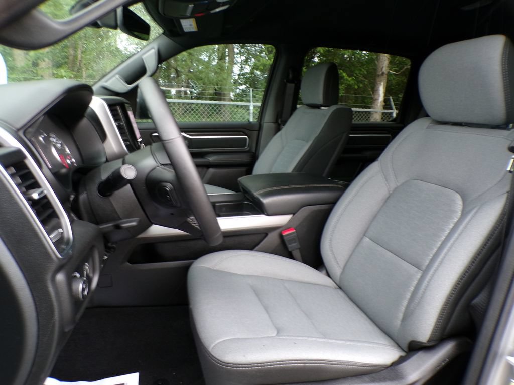 Used 2025 RAM 1500 Big Horn AWD/4WD image 13