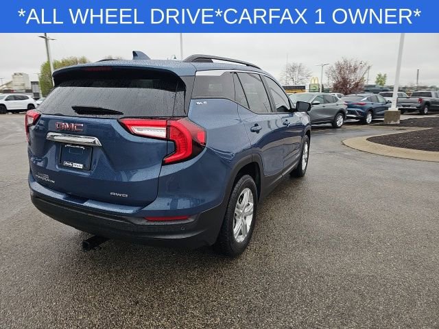 Used 2024 GMC Terrain SLE w/ Driver Convenience Package image 19