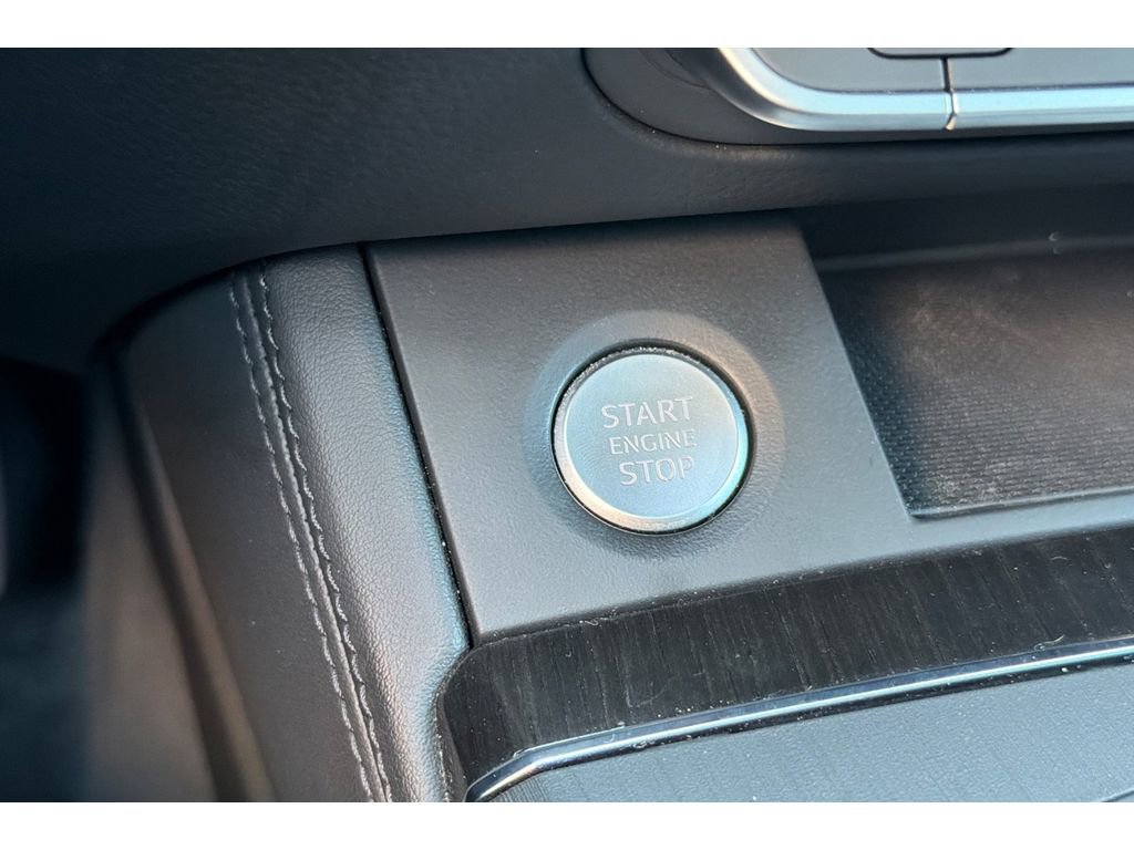 Used 2020 Audi Q5 e Premium Plus w/ Premium Plus Package image 25