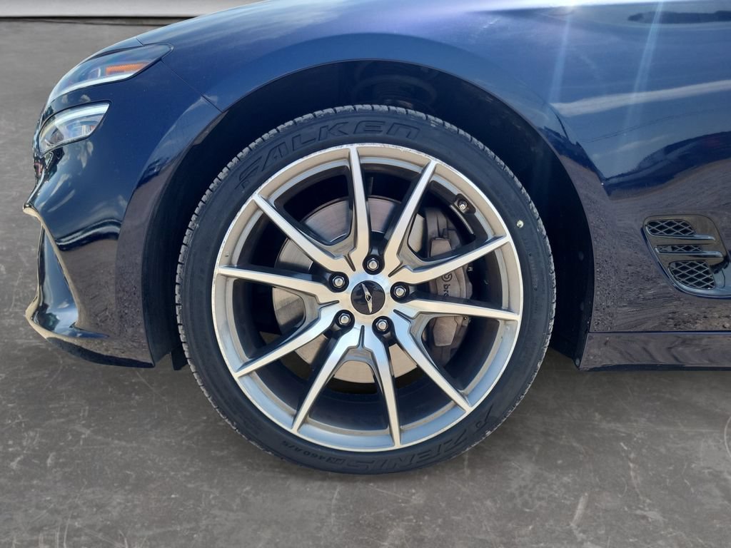 Used 2026 Genesis G70 2.5T RWD image 9