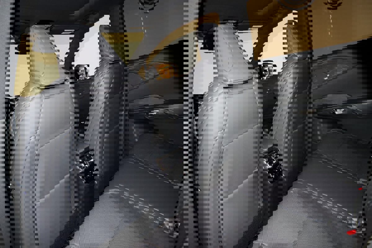 Used 2023 Lexus RX 500h F Sport image 53