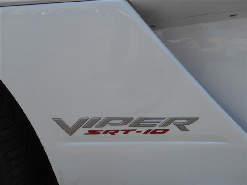 Used 2004 Dodge Viper SRT-10 image 20