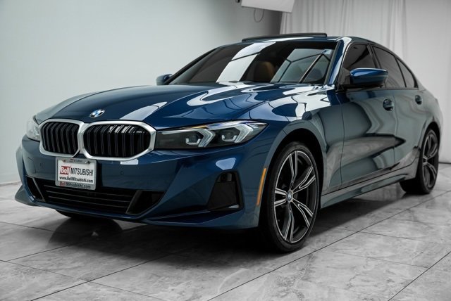 Used 2023 BMW 330i xDrive Sedan w/ Premium Package image 6