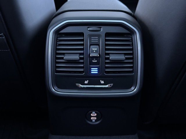 New 2026 Porsche Macan image 29