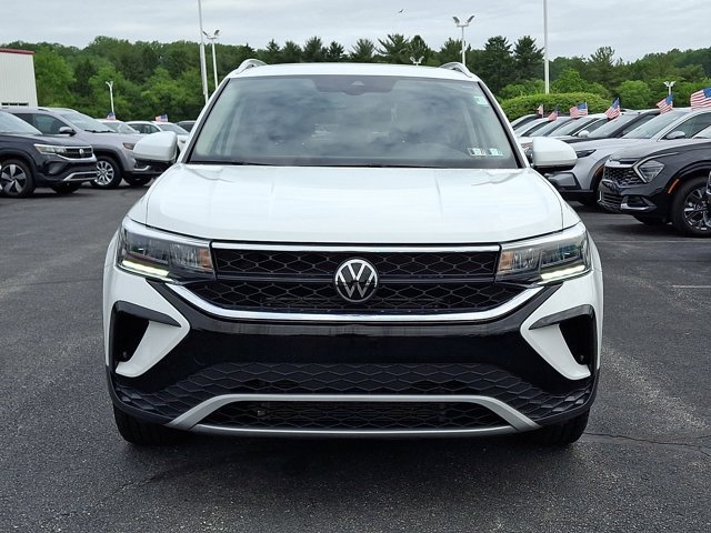 Certified 2023 Volkswagen Taos SE AWD/4WD image 2