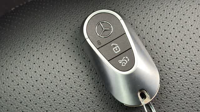 Certified 2026 Mercedes-Benz GLC 300 4MATIC image 31