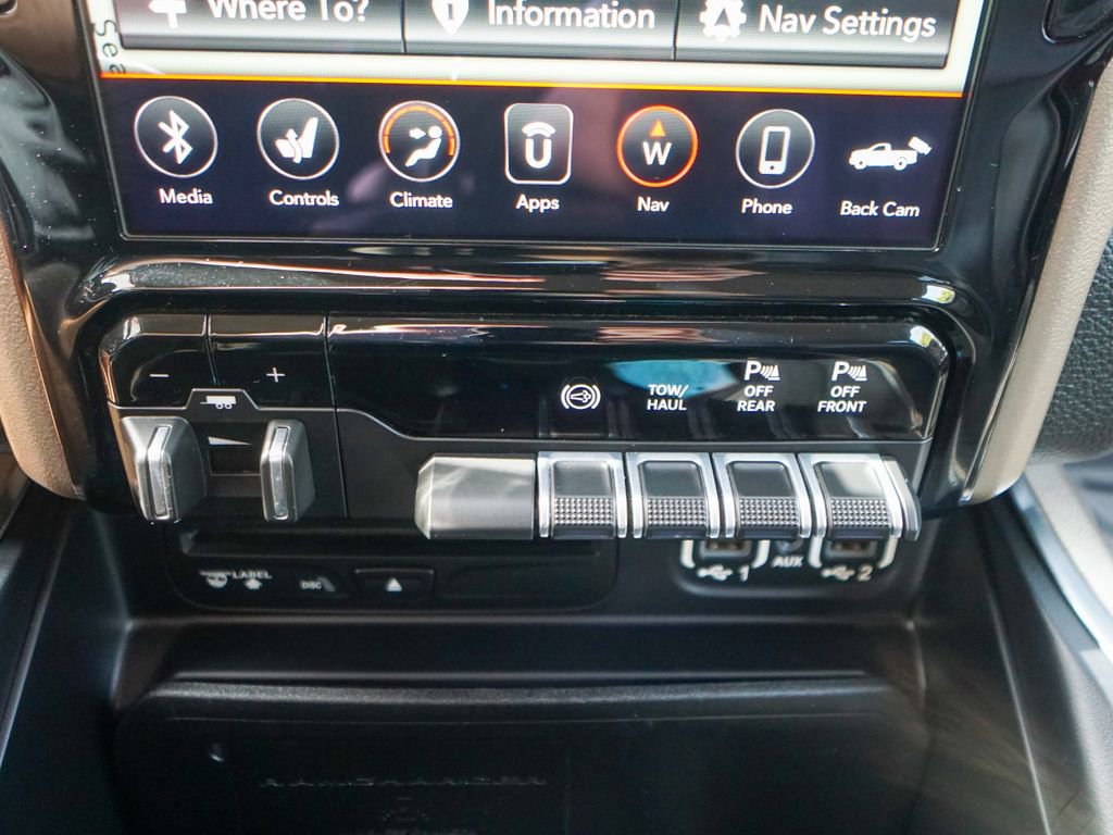 Used 2019 RAM 3500 Laramie image 31