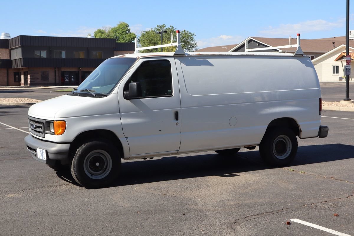 Used 2006 Ford E-250 and Econoline 250 RWD image 10