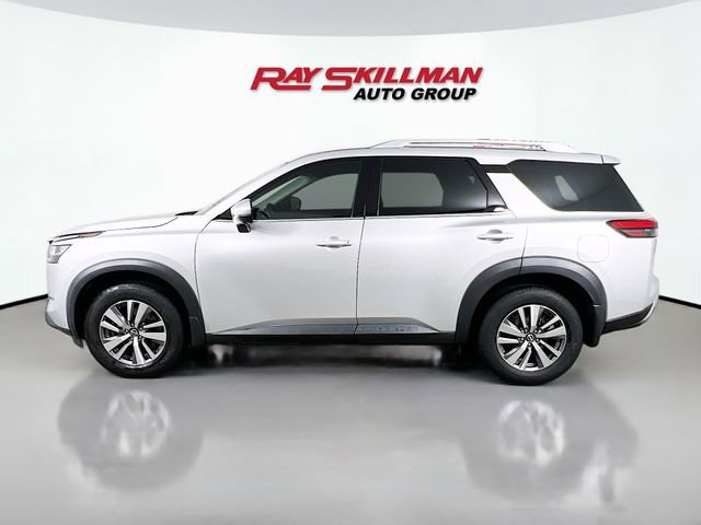 Used 2022 Nissan Pathfinder SL image 4
