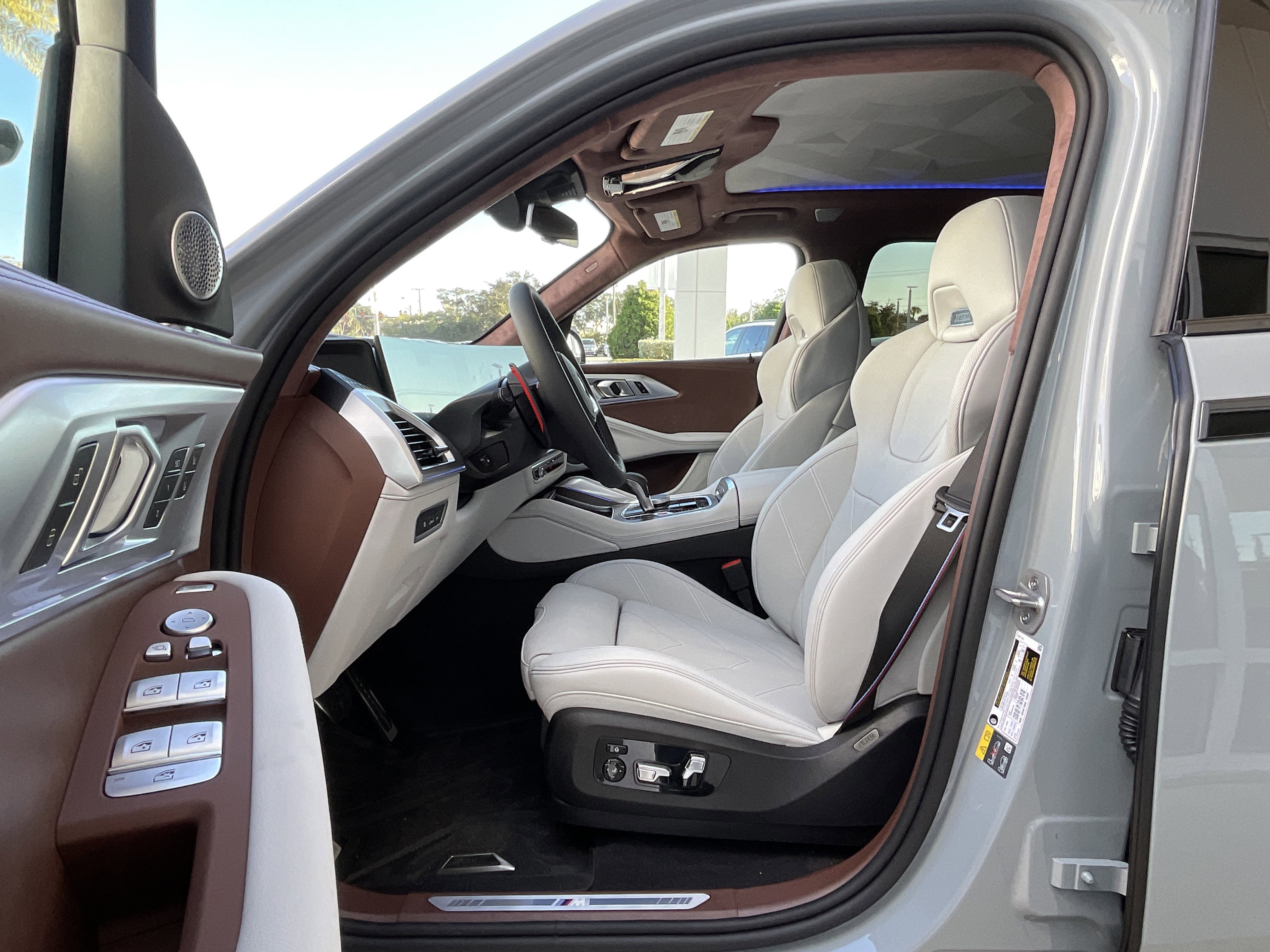 New 2026 BMW XM Label Red w/ M Driver's Package image 10