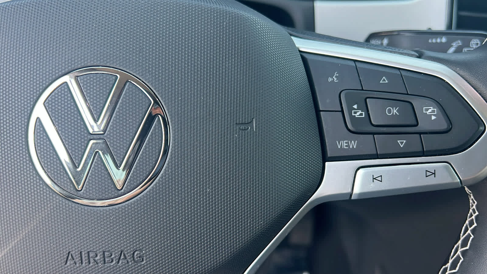 Certified 2023 Volkswagen Atlas SE image 20