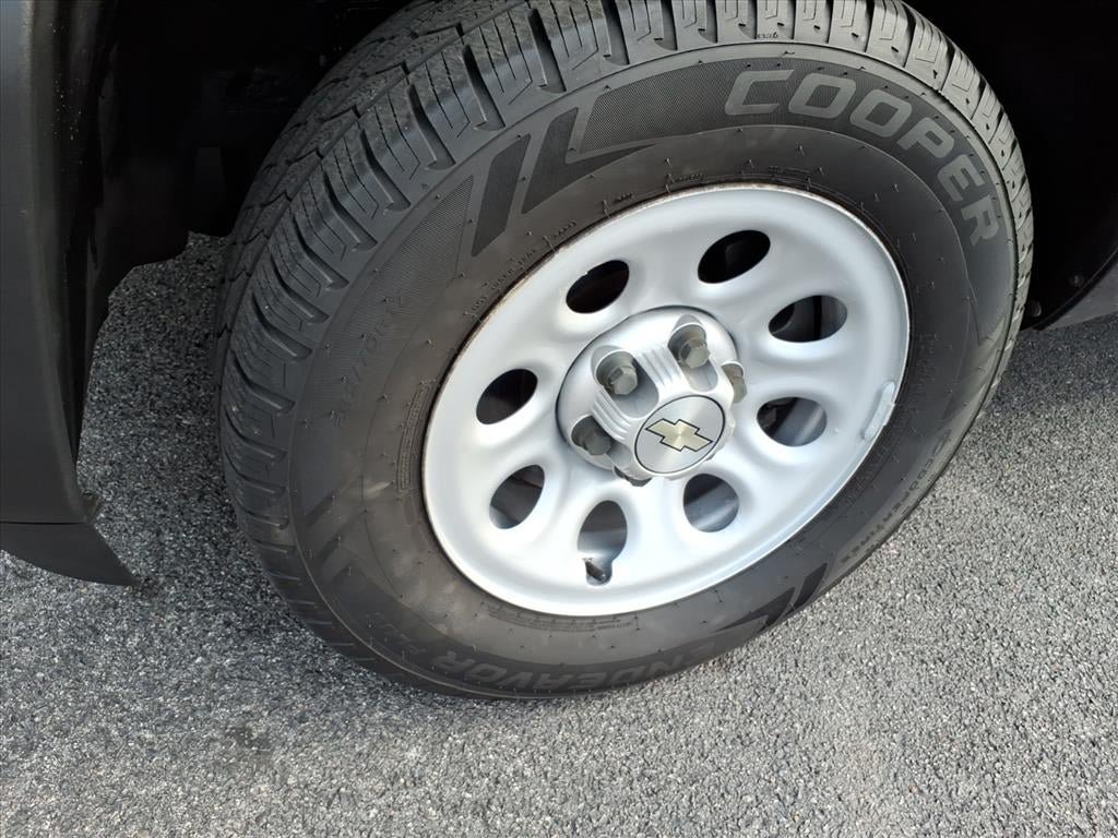 Used 2010 Chevrolet Silverado 1500 W/T RWD image 14