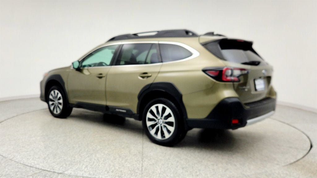Used 2024 Subaru Outback Limited AWD/4WD image 7