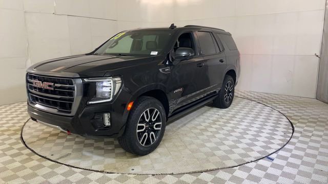 Used 2023 GMC Yukon AT4 w/ AT4 Premium Package AWD/4WD image 4