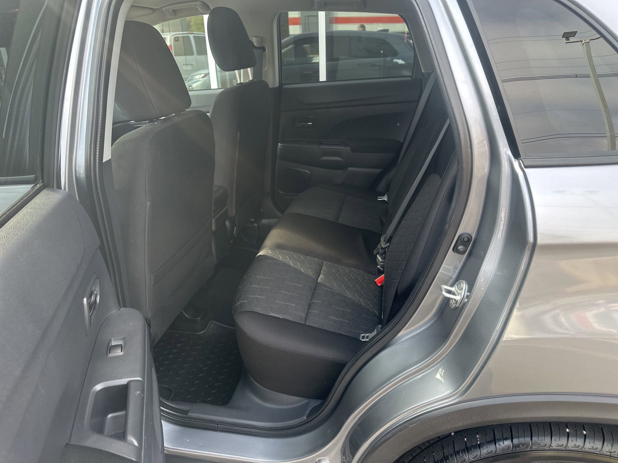 Used 2024 Mitsubishi Outlander Sport ES image 10