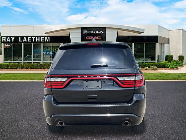 Used 2016 Dodge Durango R/T w/ Blacktop Package AWD/4WD image 4