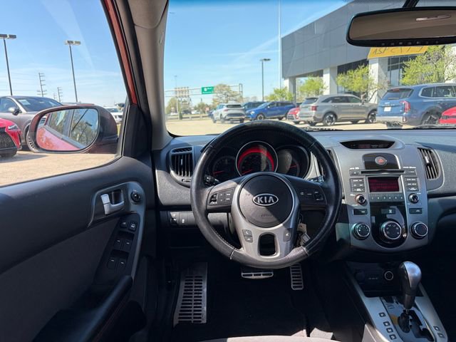 Used 2010 Kia Forte SX image 10