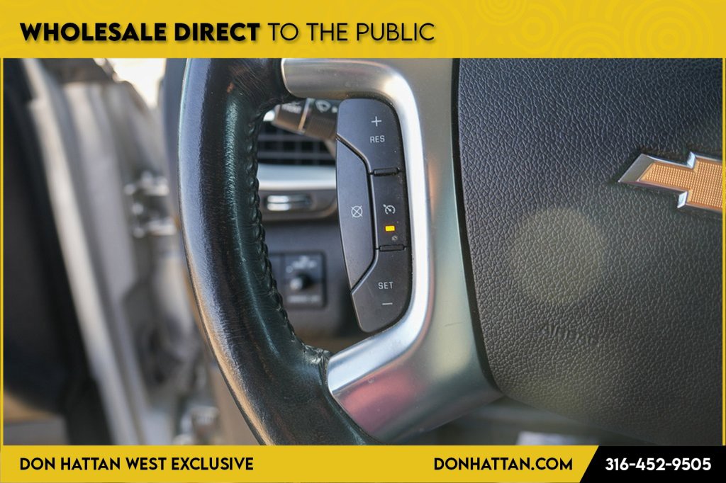 Used 2015 Chevrolet Traverse LT image 11