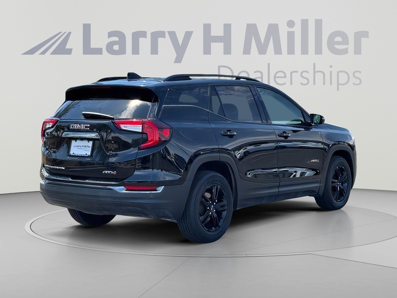 Used 2024 GMC Terrain AT4 AWD/4WD image 6