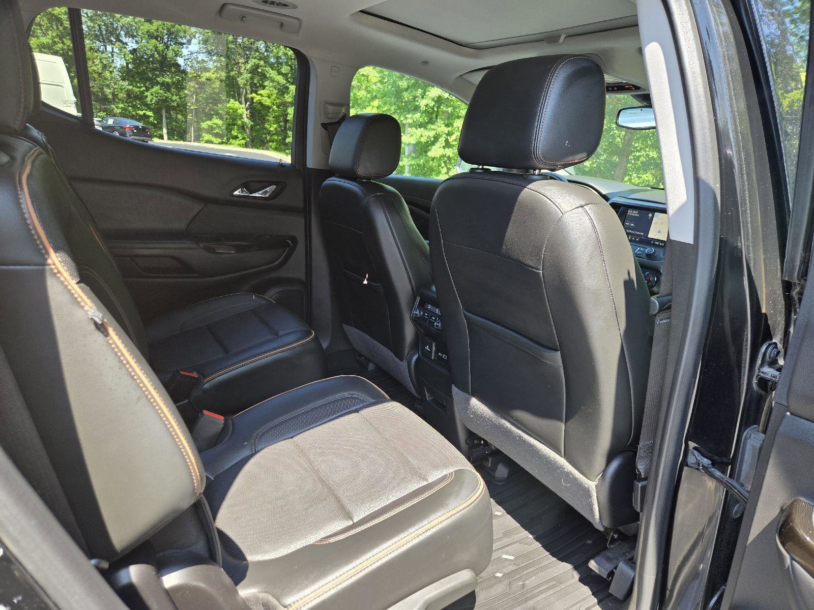 Used 2020 GMC Acadia AT4 w/ Driver Alert Package II AWD/4WD image 29
