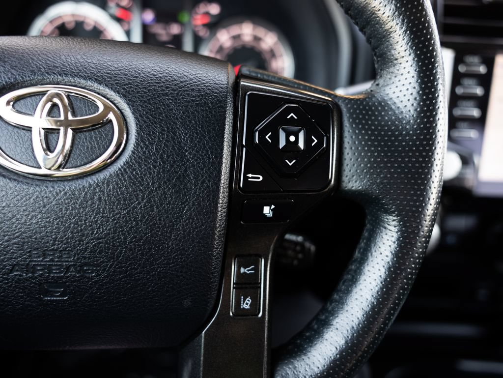 Used 2024 Toyota 4Runner TRD Off-Road Premium AWD/4WD image 14