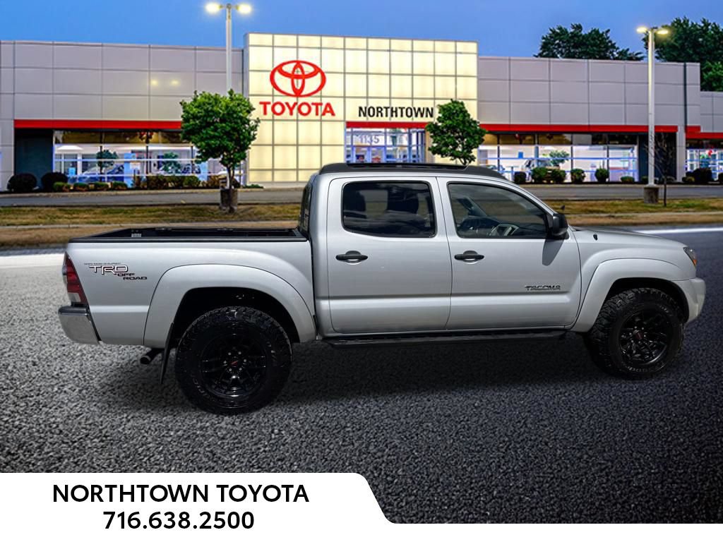 Used 2011 Toyota Tacoma 4x4 Double Cab w/ TRD Off-Road Pkg image 11