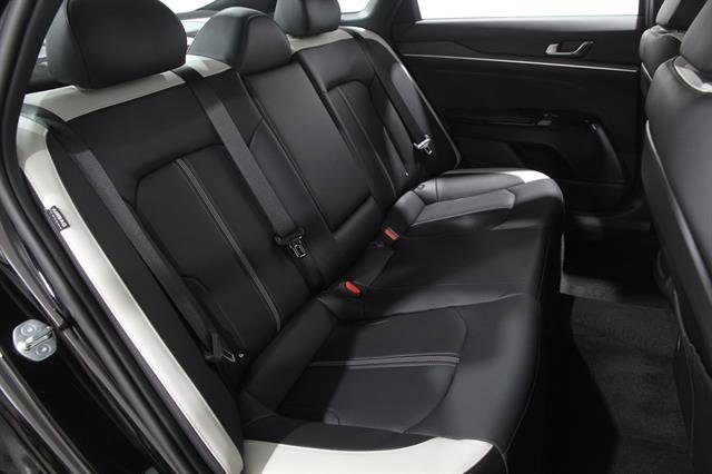 Used 2025 Kia K5 GT-Line w/ GT-Line Premium Package AWD/4WD image 18