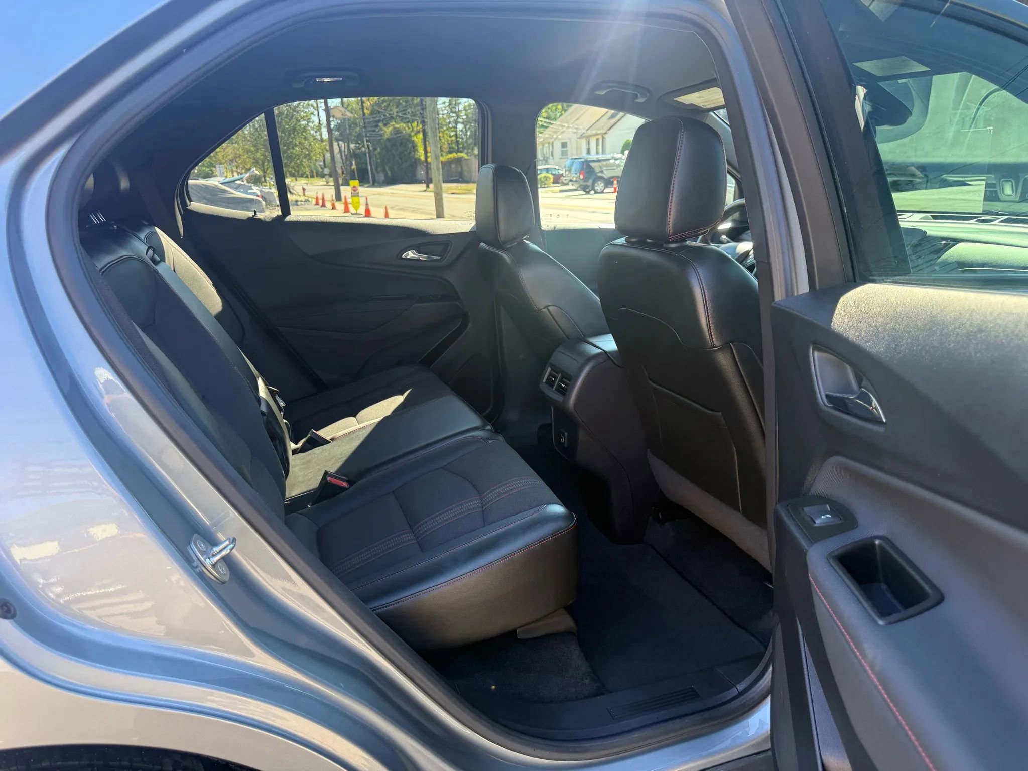 Used 2023 Chevrolet Equinox RS image 13