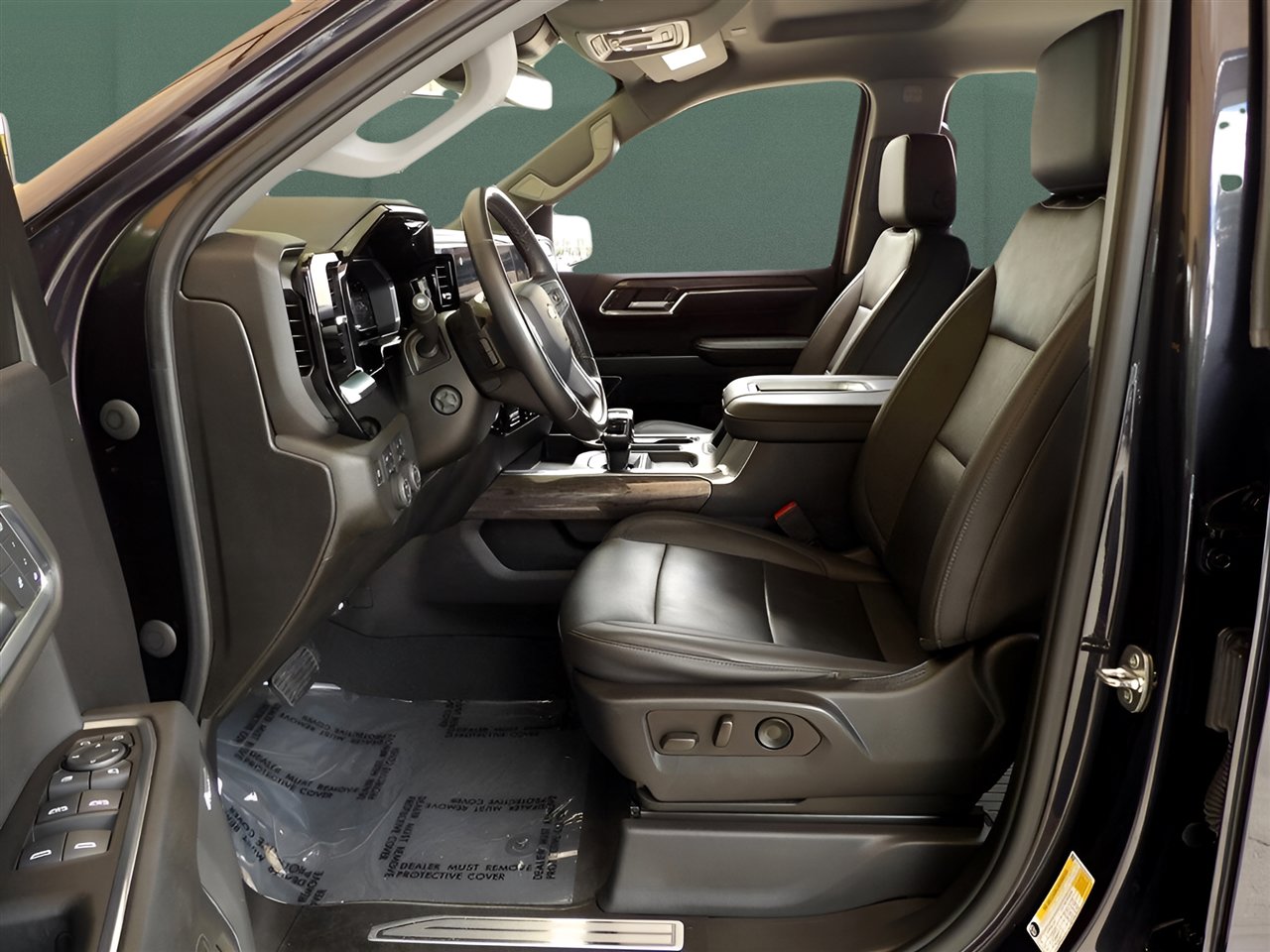 Used 2022 Chevrolet Silverado 1500 LTZ image 13