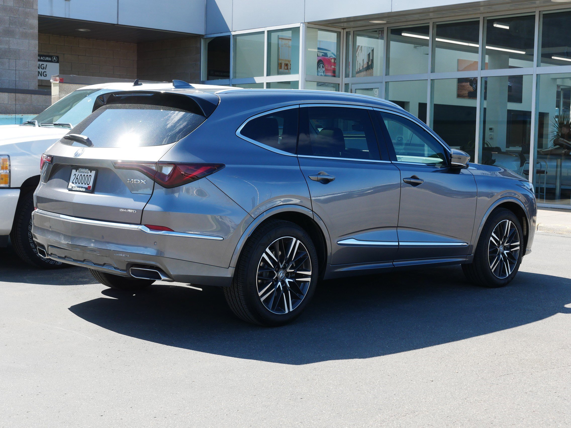 Certified 2025 Acura MDX SH-AWD w/ Advance Package image 3