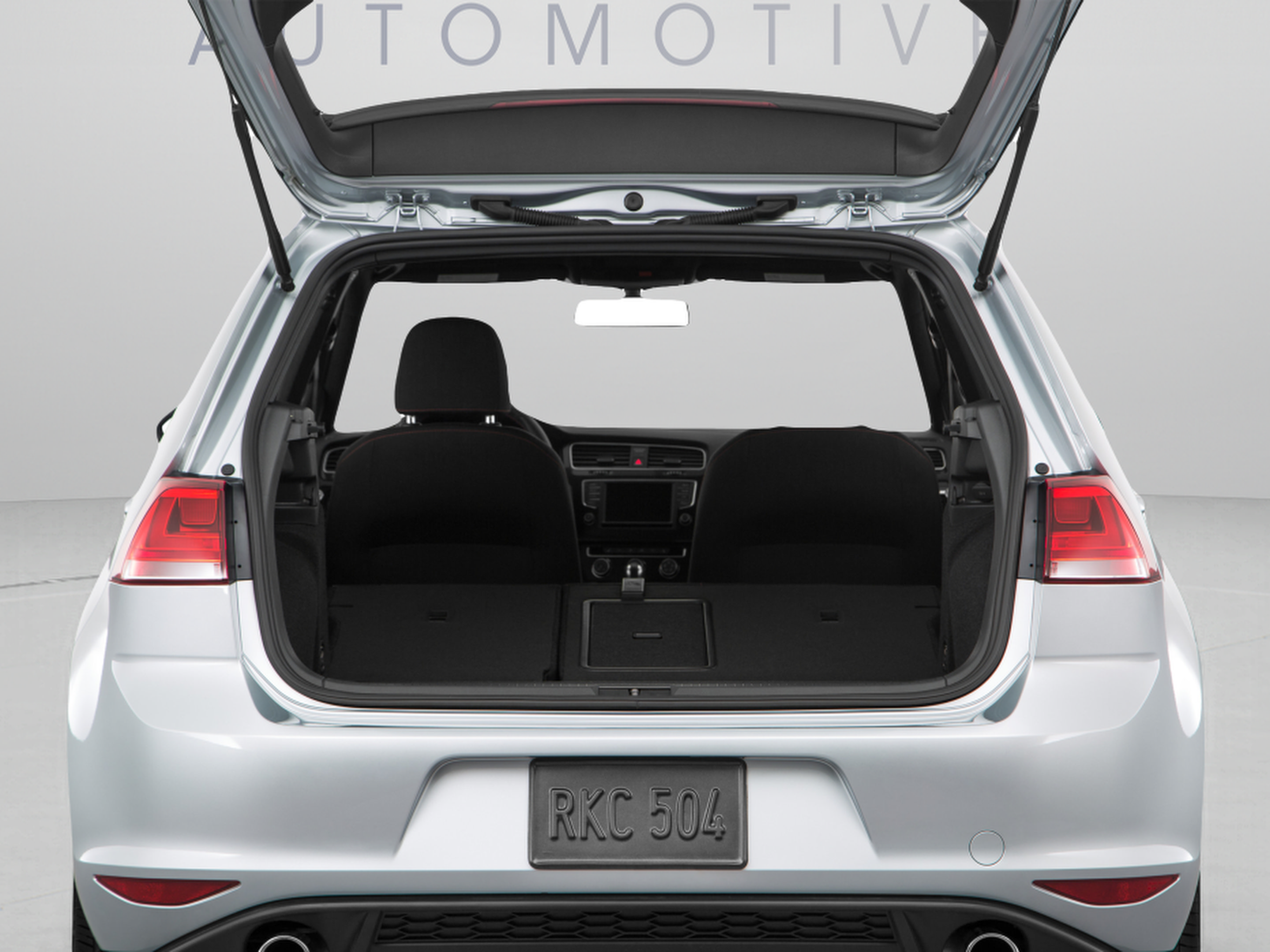 Used 2017 Volkswagen Golf 4-Door FWD image 24