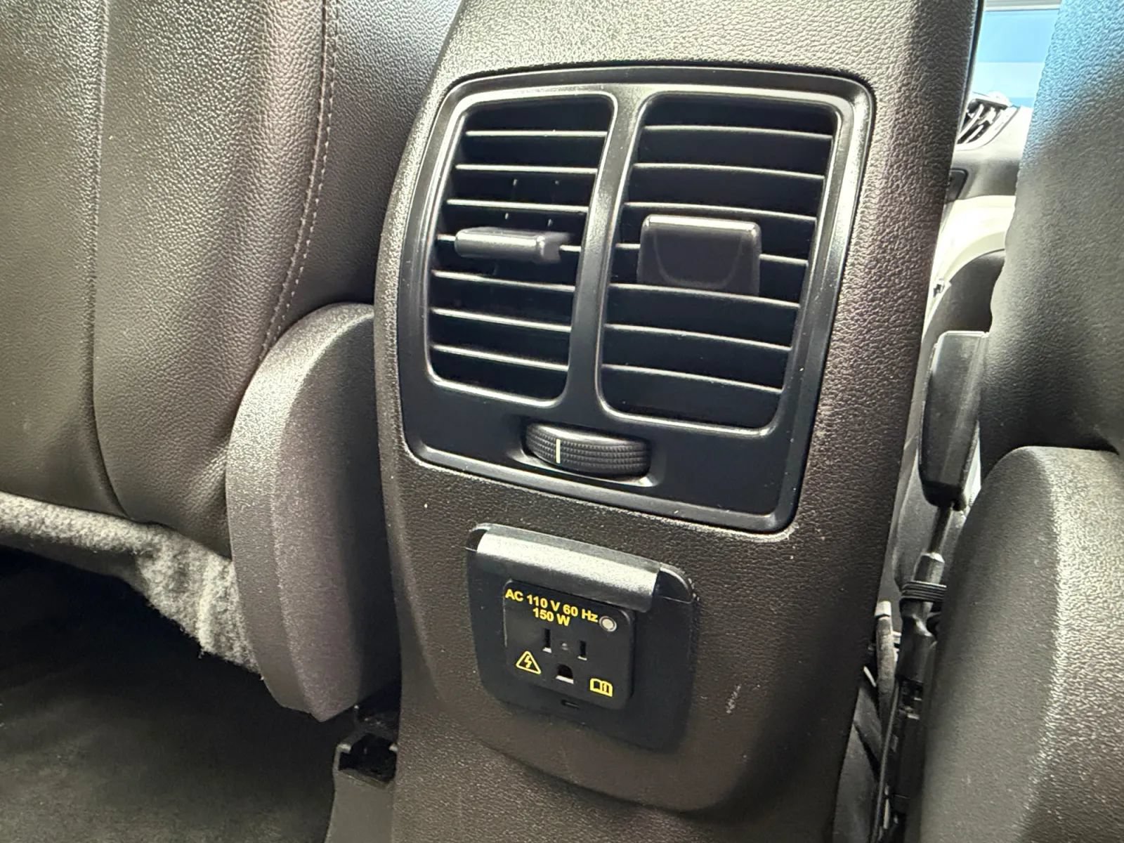 Used 2013 Ford C-MAX SEL FWD image 23