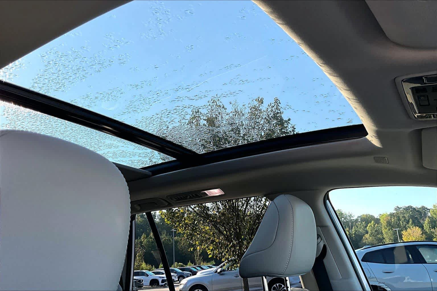 Used 2025 Toyota Grand Highlander AWD image 13