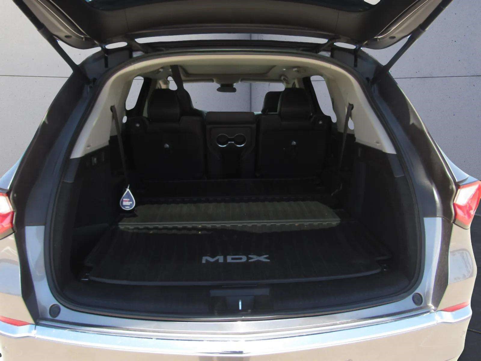 Certified 2022 Acura MDX w/ Technology Package FWD image 13