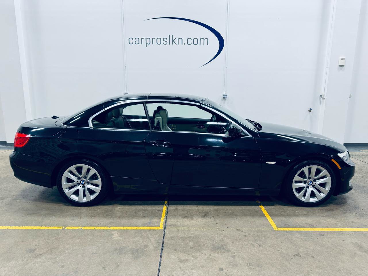 Used 2013 BMW 328i Convertible RWD image 8
