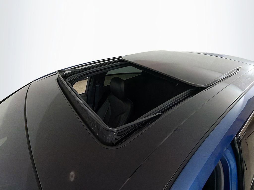 Used 2020 Lincoln Nautilus Reserve image 17