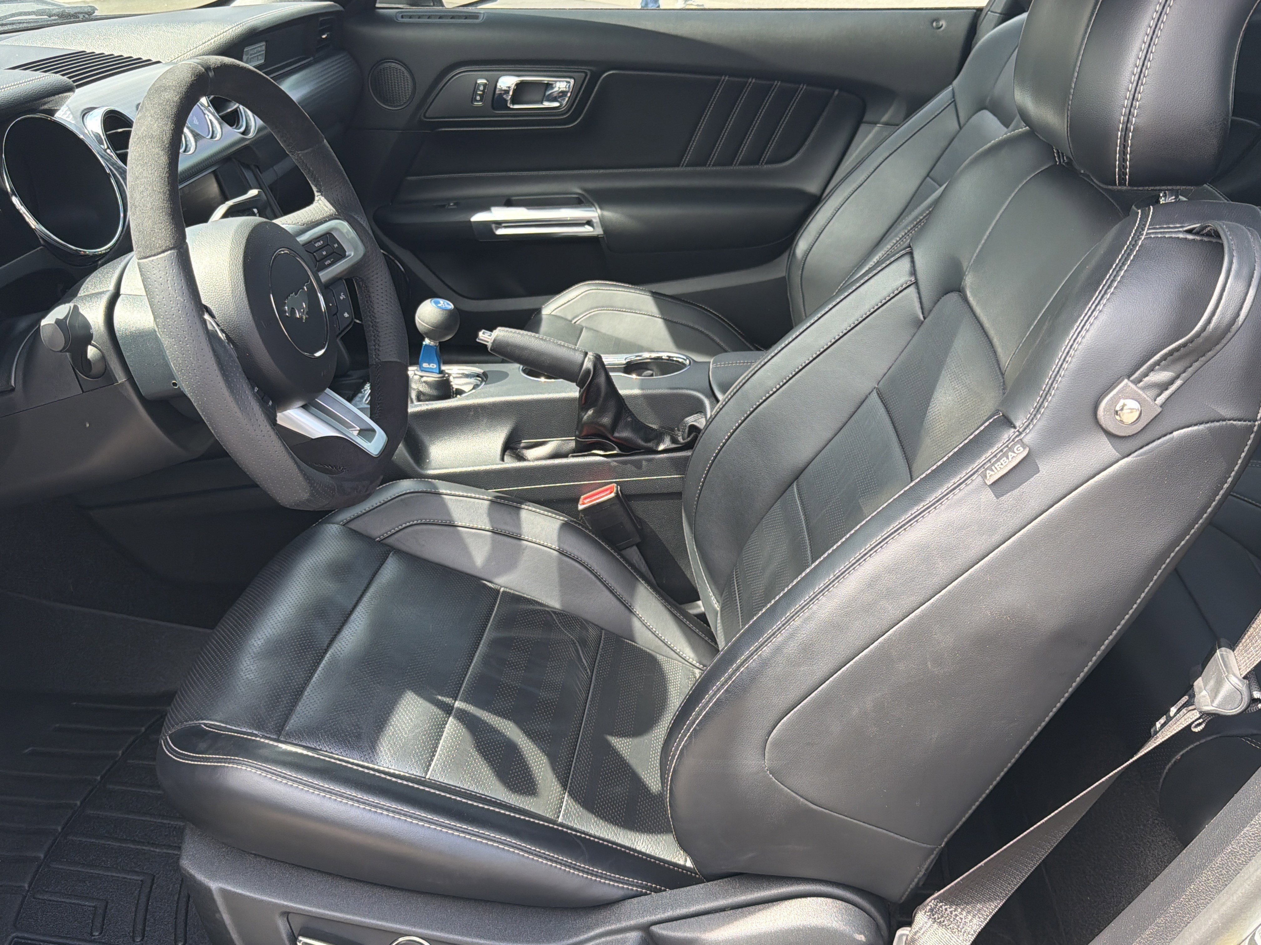 Used 2015 Ford Mustang GT Premium w/ GT Performance Package RWD image 18