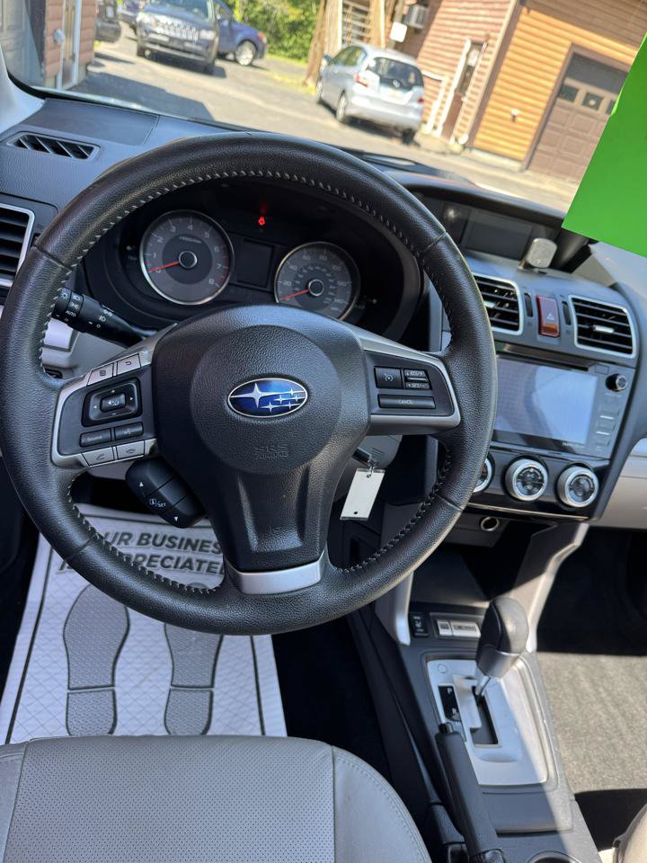 Used 2016 Subaru Forester 2.5i Limited AWD/4WD image 10