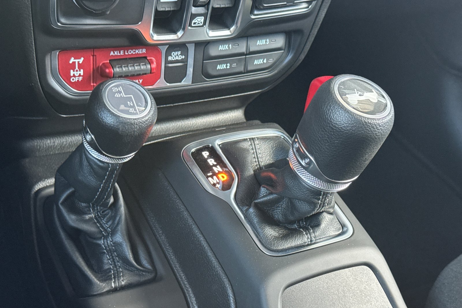 New 2026 Jeep Wrangler Unlimited Sport AWD/4WD image 19