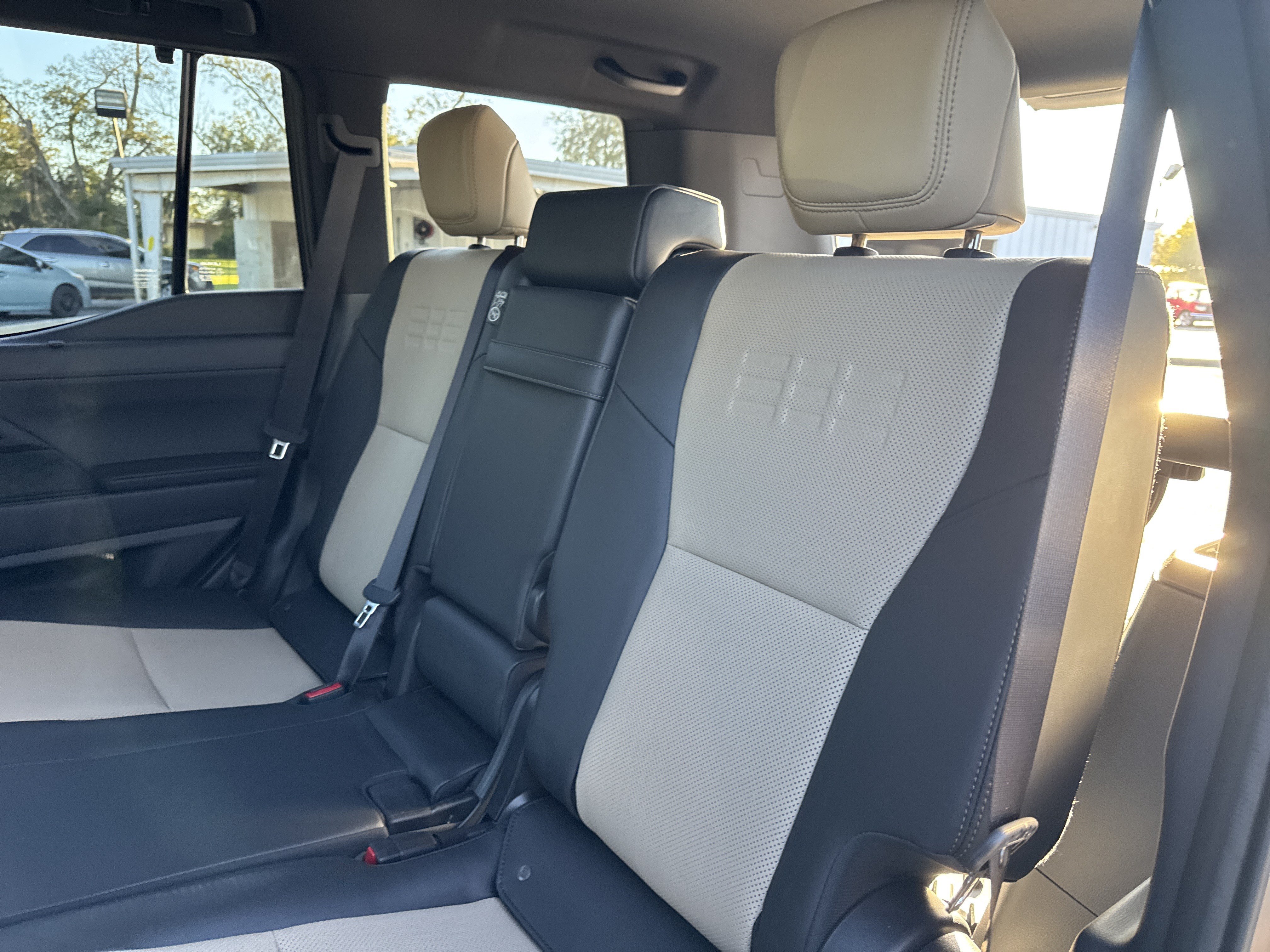 Used 2026 Lexus GX 550 AWD/4WD image 25