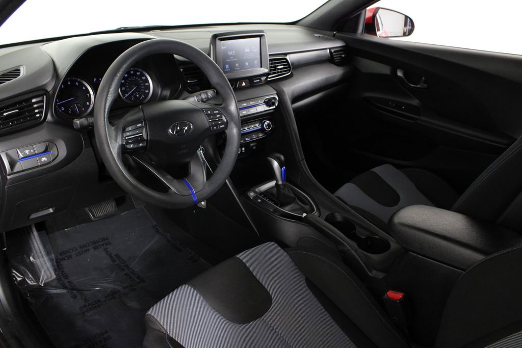Used 2019 Hyundai Veloster 2.0 image 17