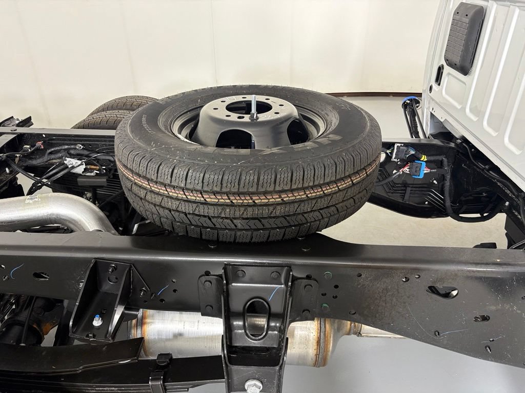 New 2026 RAM 3500 Tradesman AWD/4WD image 18