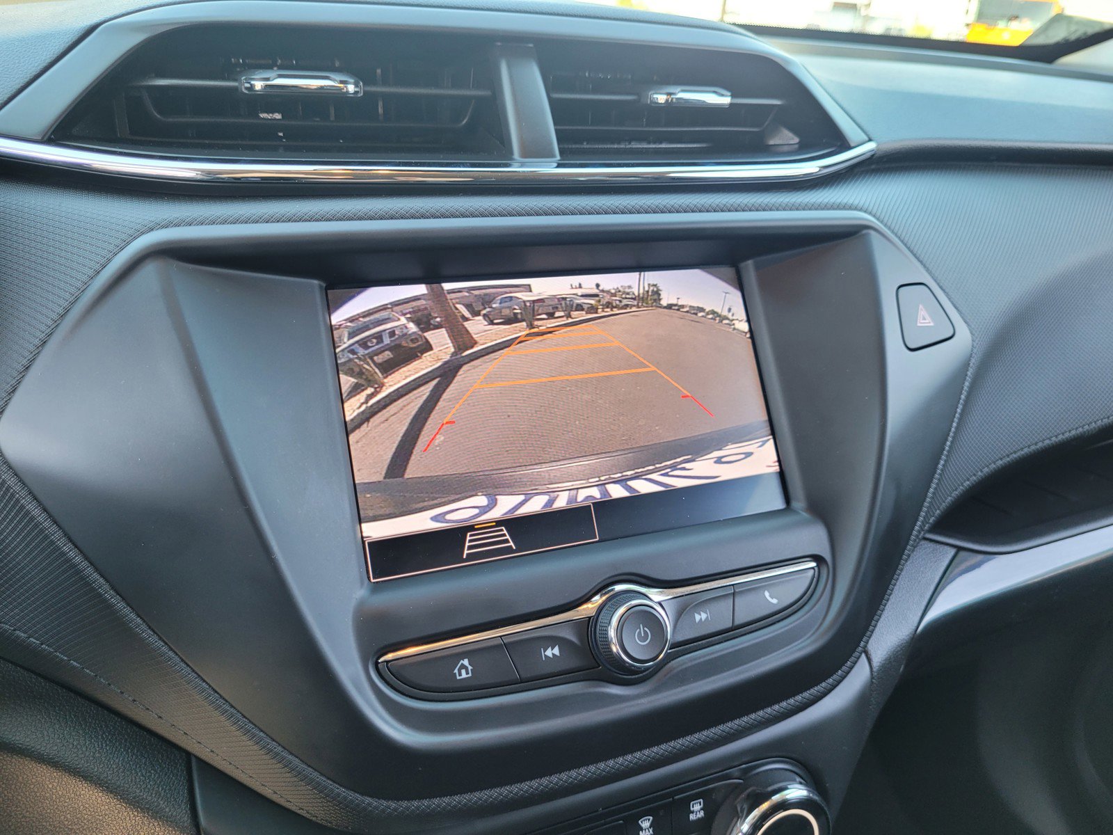 Used 2023 Chevrolet TrailBlazer LS image 17