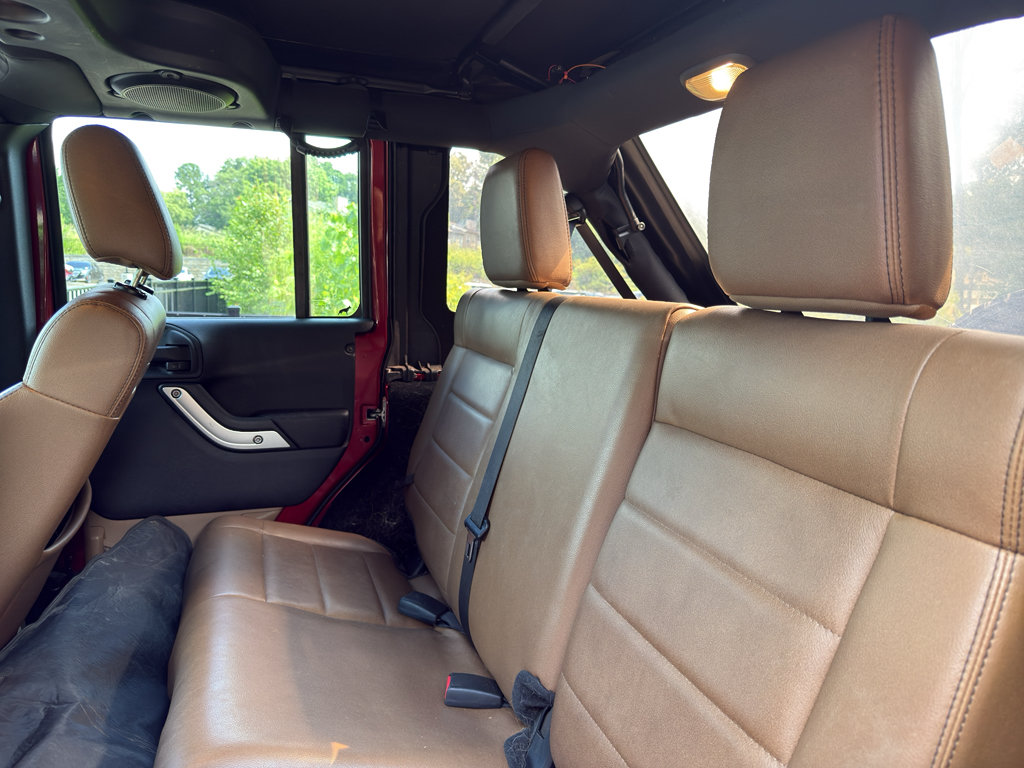 Used 2012 Jeep Wrangler Unlimited Sahara w/ Dual Top Group AWD/4WD image 6