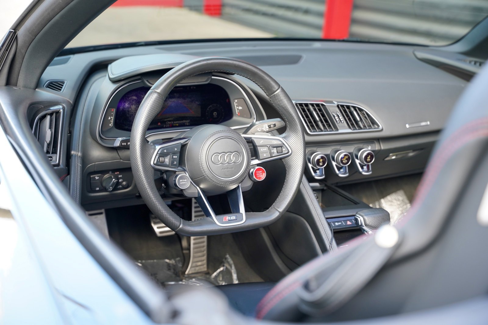 Used 2021 Audi R8 V10 image 3