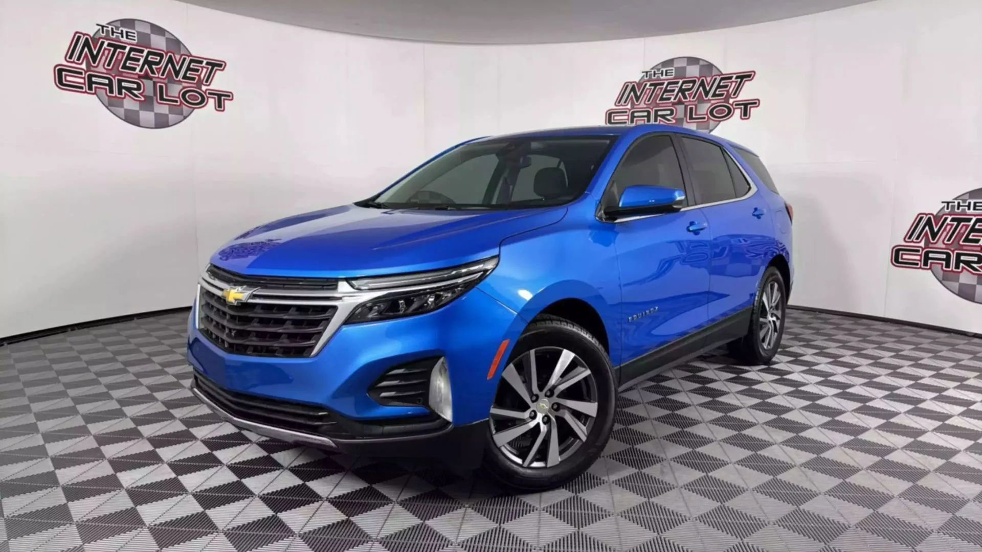 Used 2024 Chevrolet Equinox LT image 1