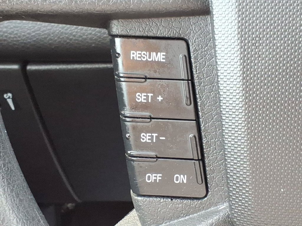 Used 2010 Ford Edge SE FWD image 21